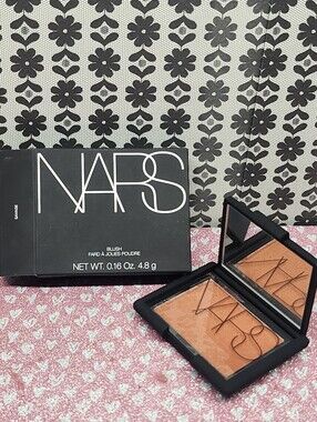 NARS - Savage Blush - Full Size - 4.8g- New In Box